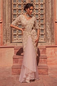 Drape Sarees Designer, Drape Saree Designer, Leheriya Suit, Scalloped Fabric, Draped Saree Gown, Pre Draped Saree, Gown Saree, Saree Gowns, Drape Sarees