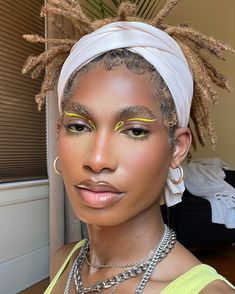 Afrocentric Beauty, Unconventional Makeup, Makeup Content, Zodiac Fashion, Black Pinterest, Quinceanera Ideas, Face Face, Black Gems, Beauty Oil