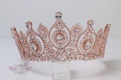 "FAST SHPPING Beautiful Zirconia crystal tiara in rose gold plated. Perfect for any occasion. It has a loop at the end of each side to attach it in your hair with bobby pins for added security. Approx. 3.25\" tall at its tallest point It comes with a beautiful, elegant box so you can keep it afterwards Ready to ship in 2-3 business days." Rose Gold Quinceanera Crown, Rose Gold Quinceanera Theme Tiara, Rose Gold Quinceanera Tiara, Quinceanera Crowns Gold And Pink, Pink And Gold Crown, Quince Crowns, 15 Jewelry, Quinceanera Jewelry, Quinceanera Tiaras