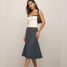 Brand New And Never Worn Designed To Be Fitted At Bodice With An A-Line Skirt. The Model Is Wearing A Size 2 And Has A 25" Waist, 35.5" Hips. 69% Polyester, 23% Rayon, And 8% Wool. Grey Midi Skirt, Shop Your Closet, Forensic Psychology, Fw 2024, Midi Skirt Outfit, Outfits To Recreate, Forensic Science, Work Skirts, Cashmere Blend Sweater