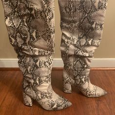 ***Brand New*** Never Worn Before, Come In Original Box. Snake Print Boots, Print Boots, Boot Print, Snake Print, Shoes Heels Boots, Shoes Women Heels, Heeled Boots, White Black, Original Box