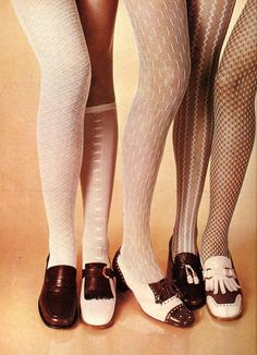 love all of these tights/shoes combinations. how to make them look not-costumey in modern day?: 60s Shoes, 1960s Shoes, 1960 Fashion, Mode Shoes, 60s 70s Fashion, Fashion 1960s, Look Retro, Sixties Fashion, Gogo Boots