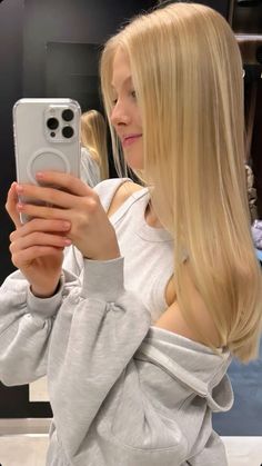 New Blonde Hair, Slavic Doll, Pretty Blonde Hair, Pretty Blonde, Girl Vibe, European Hair, Clean Girl Aesthetic, Beauty Hair Makeup