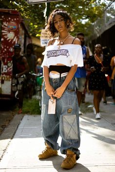 2023 Streetwear, Afropunk Festival, Loose Straight Jeans, Afro Punk Fashion, Street Style 2018, Pant Women, Outfit Vintage, Afro Punk, Hip Hop Outfits