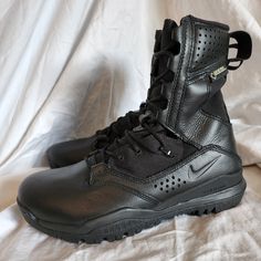 New With Tags, Only Tried On. Sold Out In This Size On Nike Site. Unisex, Men's Size 6.5, Fits Women's Size 8.5 (Only 1 Pair For Sale- Listed In Both Men's And Women's) Built For The Tactical Athlete. Made With Waterproof Fabric And Durable Leather, The Nike Sfb Field 2 8" Gore-Tex Is A Lightweight Yet High-Performance Boot Designed To Support Heavier Loads In All Theaters. The Sole Is Equipped With An Aggressive Tread Pattern That Provides Exceptional Traction Over Challenging Terrain, While An Tactical Athlete, Study Outfit, Nike Sfb, Christ Artwork, Tactical Shoes, Duty Gear, Short Heels, Tactical Boots, Smart Casual Outfit