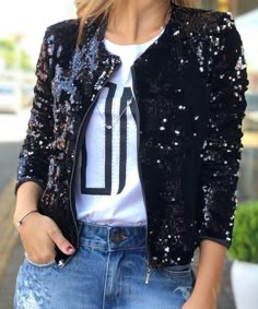 Glitter Tops Outfit, Fashion Tops Blouse, Party Wear Indian Dresses, Sequin Jacket, Indian Designer Outfits, Fashion Attire, Denim Outfit, Primavera Estate, Fashion Tops