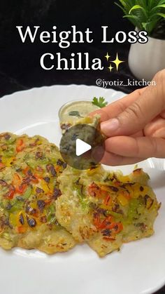 Suji Ka Chila Recipe, Suji Recipe, Bottle Gourd, Recipe Breakfast, Chilli Paste, Peacock Painting, Carb Free, Interesting Food, Green Chilli