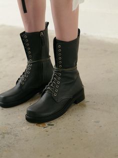 Composition : natural leatherCountry of Origin : Republic of Korea Boot Shoes Women, Mid Calf, Black Boots, Combat Boots, Shoe Boots, Composition, Women Shoes, Boots, The Originals