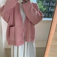 Oversized Cardigan Outfit, Pink Cardigan Outfit, Cardigan Outfit Aesthetic, Hijabi Mode, Outfit Bts, Hijab Stile, Muslim Outfit, Modesty Outfits, Casual Hijab Outfit