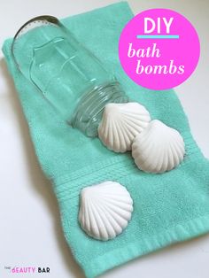 Bombas de baño de bricolaje Lush Diy, Diy Lush, Bar Diy, Frank Body, Lush Bath, Homemade Bath, Bath Bomb Recipes, Sweet Lemon, Diy Spa