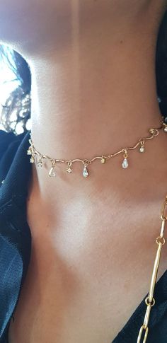 Choker Necklace Gold, Engagement Earrings, Jewelry Aesthetic, Aesthetic Jewelry, Necklace Beads, Necklace Layering, Dope Jewelry, Gold Choker Necklace, Classy Jewelry