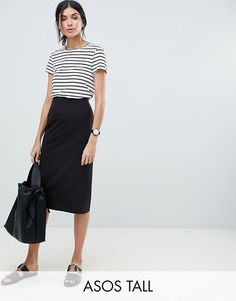 Pencil Skirt Outfits Casual, Midi Skirts Style, Cotton Pencil Skirt, Pencil Skirt Casual, Pencil Skirt Outfits, Tube Skirt, Skirt Trends, High Waisted Pencil Skirt, Inspiration Mode