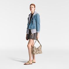 LOUIS VUITTON® - Carryall Pm - Dove/cream Louis Vuitton Carryall, Dove Cream, Louis Vuitton Sac, Louis Vuitton Gifts, Fall Winter Essentials, Spring Sandals, Stole Scarf, Hobo Style, Leather Denim