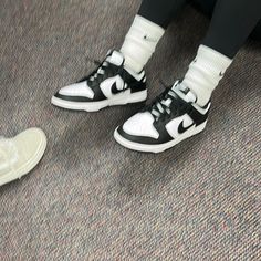 Women 14 Panda Dunks Pandas Shoes Outfit, Panda Shoes Outfit, Pandas Shoes, Nike Panda Dunks Outfit, Panda Dunks Outfit, Dunks Outfit Woman, Nike Panda Dunks, Nike Panda, Panda Shoes