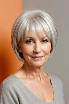 Short Bob For Round Face, Pageboy Haircut, Chin Length Haircuts, Stacked Haircuts, Gorgeous Gray Hair, Fine Straight Hair, Short Haircut Styles, Chin Length, Straight Blonde Hair