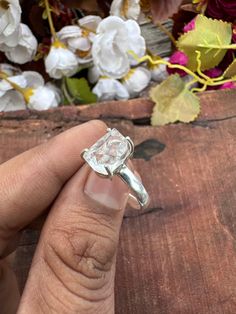 Herkimer Ring, Women Ring, 925 Silver Ring, Natural Herkimer, Statement Ring, Dainty Ring, Raw Stone Ring, Handmade Ring, Gemstone Ring ♥️ We accept customization contact us For Custom orders. ♥️ Product Detail :-- ♥️ Metal :- 925 Sterling Silver ♥️ Gemstone :- Herkimer Diamond ♥️ Main stone creation :- Natural ♥️ Ring Size :- Please Select Variation ♥️ Ring Weight :- Approx 3.35 Grams. ♥️ Birthstone month :- April ♥️ Metal Purity : 925 parts per 1000 ♥️♥️♥️♥️♥️♥️♥️♥️♥️♥️♥️♥️♥️♥️♥️♥️♥️♥️♥️♥️♥️♥️ Raw Stone Ring, Nature Ring, Zierlicher Ring, Herkimer Diamond, Raw Stone, Dainty Ring, 925 Silver Rings, Stone Rings, Handmade Ring