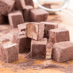 Chocolate Marshmallows - The Missing Lokness Vanilla Marshmallow Recipe, Chocolate Marshmallow Recipe, Holiday Dishes, Chocolate Marshmallows