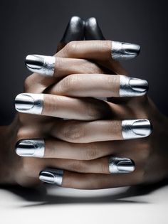 Silver Linings, Futuristic Fashion, Manicure Y Pedicure, Makeup Nails, Fun Nails, Hair And Nails, A Black, Body Art, Metallica