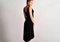 A classic flow dress for tango dancers! Our CARLA dress flows extremely well due to its shorter front, longer back cut and its A-line. It is fitted to the waist. Its fabric is soft and stretches well. This dress can be worn with a normal bra - perfect for dancing all night long. Our Flow Dress, Tango Dancers, Tail Dress, Tango Dress, Ballroom Dance Dresses, Ballroom Dress, Bateau Neckline, Dance Dress, Dance Dresses