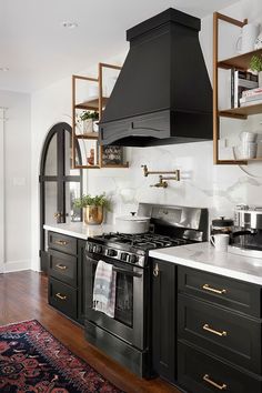 the kitchen is clean and ready to be used as an appliance for cooking