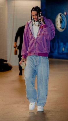 2000s Fashion Outfits Men Baggy, Nyc Guys Fashion, Mens 2000s Fashion Outfits, Button Up Shirt Men Outfits Streetwear, Flares Pants Outfit, Bapesta Outfit Ideas, 2000s Summer Fashion Men, Flashy Outfits Men, American Outfit Men