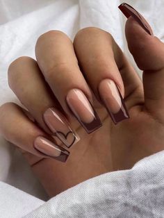 Brown Nails Minimalist, Minimalistic Fall Nails, Minimalist Brown Nails, French Manicure Brown, Brown Acrylic Nails, Unghie Sfumate, Brown Nails Design, Brown Nail, Fall Gel Nails