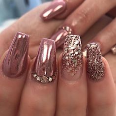 Rose Gold Nail Designs Sparkle, Peach And Gold Nail Designs, Bridal Nail Extensions Brides, Rose Gold And Silver Nails, Rose Gold Fall Nails, Nails For Diwali, Glitter Nail Extensions