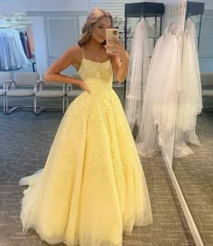 Yellow Evening Dresses, Graduation Party Dresses, Prom Dress Inspo, Spaghetti Strap Prom Dress, Prom Dresses Yellow, Stunning Prom Dresses, Prom Dresses Long Lace, Lace Formal Dress, Prom Dress Ideas