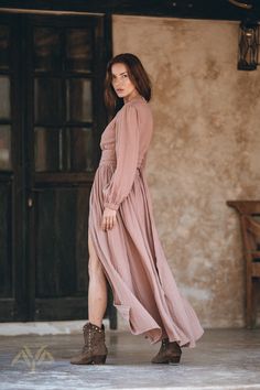 This autumn boho dress is crafted with soft cotton in dusty rose colour. Featuring pleated detail on the waist, this long sleeve maxi dress will give you a perfect silhouette. This is a sophisticated, simple, timeless but also somehow contemporary garment. Wear this dusty rose dress for your leisurely life. This boho dress is available in other colours: Off-White: https://www.etsy.com/listing/887258793 ♡ FABRIC DETAILS ♡ Dusty Rose organically dyed cotton Our experience showed that customers kee Pink Bohemian Ruched Maxi Dress, Bohemian Fitted Pleated Dress, Flowy Feminine Mauve Dress, Flowy Long Sleeve Mauve Dress, Mauve Bohemian Flowy Dress, Boho Dress Fall, Rose Gold Boho, Beach Wrap Dress, Bohemian Dresses Long