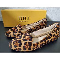 New In Box. Musshoe Women's Leopard Print Round Toe Loafers Flats Memory Foam, Size 6. Comes From Smoke-Free Environment. Thank You For Your Interest. Flat Shoes Women, Loafer Flats, New Color, Memory Foam, Black And Brown, Leopard Print, Loafers, Thank You, Size 6