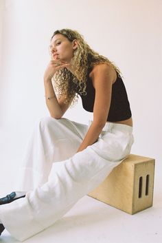 Made with 100% Heavyweight 10oz Linen Knit in Los Angeles Your best friend in pant form. A simple linen wide leg pant with an elasticated waistband and medium rise. Made of our year round heavyweight linen. Can be worn higher on waist or pulled low/rolled based on preference. Model: Louise is 5'8" and wears size Small. Demi is 5'8" and wears size Small Simple Linen, Organic Cotton Yarn, Bandana Hairstyles, High Neck Tank, Cozy Gift, Wide Leg Linen Pants, Wide Leg Pant, Linen Trousers, Shop Mens Clothing