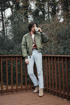 Country Outfits For Men, Mens Street Style Winter, Winter Jeans, Vintage Mens Fashion, Mens Outfit Inspiration, Stylish Mens Outfits, Streetwear Men Outfits