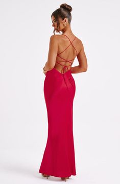 Celestina Maxi Dress - Blush – BABYBOO Red Backless Prom Dresses, Setswana Traditional Dresses, Homecoming Dresses Corset, Babyboo Fashion, Midi Dress Wedding Guest, Cross Back Dress, Cute Formal Dresses, Minimal Gold, Prom Dress Inspo