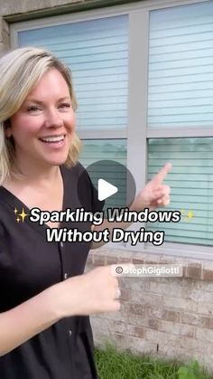 a woman giving the thumbs up sign in front of a window with words sparkling windows without drying