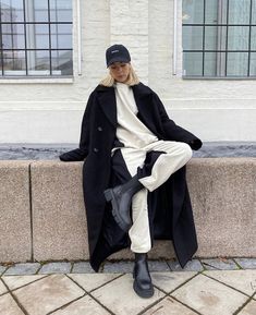 Stile Casual Chic, Photo Filters, Street Style Winter, Outfits With Hats, Lightroom Mobile, Casual Winter Outfits, 가을 패션, Winter Fashion Outfits, Street Style Outfit