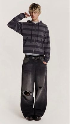 Men Outfit Poses, Chinese Y2k Fashion Men, Men Fashion Y2k, Mens Archive Fashion, Big Pants Small Shirt Men, Jaded London Men, Mens Fashion Y2k, Indie Aesthetic Fashion Men, Y2k Outfits Japanese