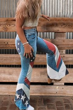 Spirit Jeans Ideas, Casual Wear Jeans, Spirit Jeans, Jeans Ideas, Southern Outfits, Western Wear Outfits, Cute Country Outfits, Western Style Outfits, Print Jeans