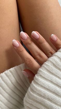 Powder Nail Ideas, French Manicure Nails, Casual Nails, Round Nails, Dip Powder Nails