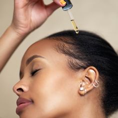 Grow, Thicken and Strengthen your Hairline, AND use it to gently lay your edges too! ☺️🌱 Have you tried this method before? 💬 Shop:… | Instagram Hair Care Photoshoot, Self Care Photoshoot, Body Cream Photography, Cream Photography, Type 4c Hairstyles, 4c Hair Care, Birthday Shoot, Organic Hair