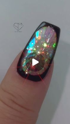 Holographic Nail Designs, Aurora Nails, Chrome Nail Colors, Red Nail Art, Red Nail Art Designs, Makeup Video, Glass Nails Art, Nail Techniques