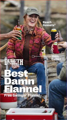 Remember how flannels used to be? We still make ’em like that. How To Look Expensive, Inexpensive Clothes, Womens Flannel Shirt, Ageless Style, Flannel Women, Style Mistakes, Look Younger, Korean Outfits