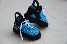 crochet Baby Rock Climbing Shoes | crochet Rock Climbing Shoes 5.10 handmade shoes inspired to model Rock Climbing Shoes Ideal for babies Enter your baby in the world of sneakers The shoes can also be used as an ornament if you wont The baby shoes are available in different sizes: Newborn - 8cm 0-3mo - 9cm 3-6mo - 10cm 6-9mo -11cm 9-12mo - 12cm 100 % COTTON HIGHEST QUALITY I need 3,4 days for working shoes Shipping time everywhere 10, 15 working days Shipping white MAIL OFFICE tempo di spedizion Climbing Outfit Woman, Climbing Outfits, Baby Rock, Rock Climbing Shoes, Shoes Crochet, Girls Shoes Sneakers, Rock Baby, Crochet Baby Shoes, Sneakers Athletic