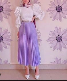 Accordion Skirts, Accordion Skirt, Stylish Short Dresses, High Waisted Pleated Skirt, Hijab Outfits, Maxi Skirt Outfits