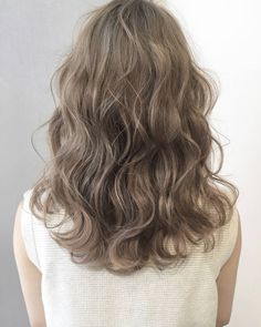 Brown Ombre Hair Color, Hair Korean, Brown Ombre Hair, Ombre Hair Color, Long Wavy Hair, Jairzinho, Hair Inspo Color, Long Bob