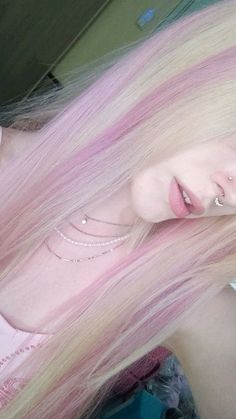 🍰🍭 Pink Blonde Hair, Best Winter Outfits, Blonde With Pink, Scene Hair