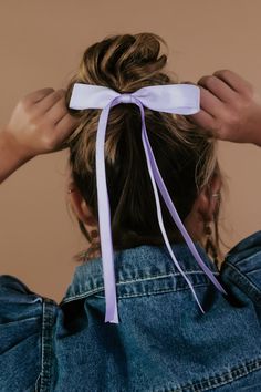 Introducing the Dainty Bow Clip—a charming accessory to elevate your hair game with a touch of sweetness. This petite bow clip adds a delicate and feminine flair to any hairstyle, perfect for both casual and formal occasions. Available in an array of colors to complement any outfit, this versatile accessory is a must-have. Hair Bow Bow clip Variety of colors available Lilac Gifts, Style Wide Leg Jeans, Business Accessories, Bow Bow, Bow Clip, Exclusive Dress, Everyday Chic, Dresses By Length, Hair Game