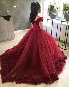 Item Descriptions: A Glamorous Form Tulle Ball Gowns Featuring Flowers Sleeves And Off Shoulder Neckline .Lace-Up Back .Perfect As your quinceanera,wedding,engagement or Any Other Special Occasions ! Colors Available: Pink,Burgundy,Navy blue,Lilac,Aqua blue, Style:36001 Dresses Process Time: 7 to 12 days Customized :Yes Shipment Method: DHL,Fedex,Aramex Delivery Time: 3 to 7 Work Days Red Quince Dress, Burgundy Quinceanera Dresses, Vestido Charro, Mexican Quinceanera Dresses, Quinceanera Themes Dresses, Dress Quinceanera, Quinceanera Dresses Pink, Red Quinceanera Dresses, Quince Dresses Red