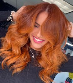 Copper Red Hair Balayage Copper Balayage Blue Eyes, Rose Gold Orange Copper Hair, Fall Cooper Hair Color, Ginger Balayage Copper Strawberry Blonde Ombre Hair, Red Cooper Short Hair, Fun Copper Hair Color Ideas, Cooper Hair Color Short Hair, Cute Color Hair Ideas, Spring Copper Hair Color