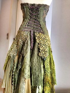 Festival Fairycore Fitted Fairy Dress, Fantasy Clothing Crochet, Ren Faire Crochet Ideas, Dryad Costume Diy, Woodland Faerie Costume, Crochet Fairy Costume, Woodland Fairy Cosplay, Moss Clothes, Mother Nature Dress Woodland Fairy