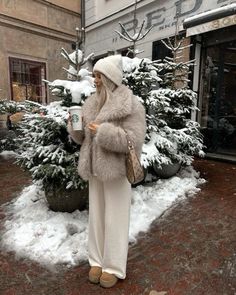 В канале рассказываю, как продвигать блоги в 2024 ➡️ жми на фото Winter Love, Winter Christmas, Winter Fashion, Street Style, Fashion Trends